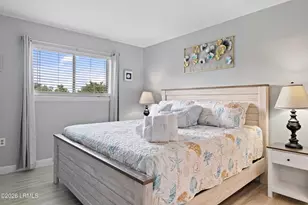 663 William Hilton Pkwy, Hilton Head Island, SC 29928 - Photo 4