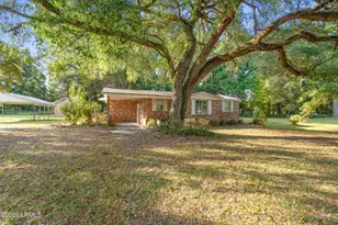 2 Parker Dr, Beaufort, SC 29906 - Photo 1