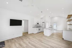 2015 Lafayette St, Beaufort, SC 29902 - Photo 2