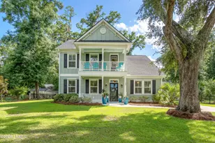 203 Black Skimmer Dr W, Beaufort, SC 29907 - Photo 2