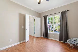 19 Pine Burr Rd E, Hilton Head Island, SC 29926 - Photo 16