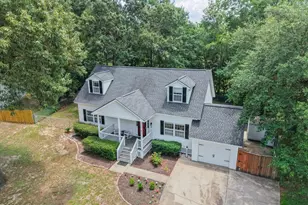9 Lucerne Ave, Beaufort, SC 29907 - Photo 2