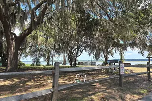 1102 Lafayette St, Beaufort, SC 29902 - Photo 44