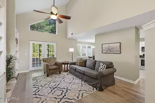26 Lake Linden Ln, Bluffton, SC 29910 - Photo 8