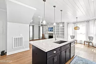 9 Holbrook Dr, Beaufort, SC 29902 - Photo 8