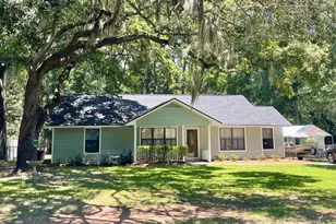 22 Lisbon Way, Beaufort, SC 29907 - Photo 1