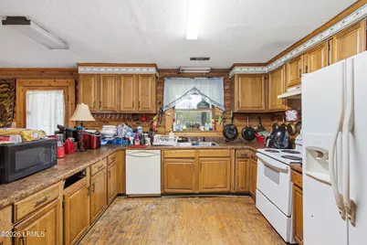 3958 Pineland Road, Varnville, SC 29944 - Photo 14