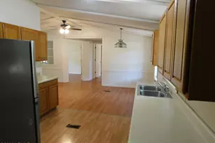 911 Grant St, Beaufort, SC 29906 - Photo 14