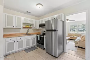 1721 Battery Park Dr, Port Royal, SC 29935 - Photo 12