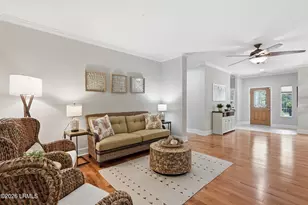 21 Trescot Ln, Bluffton, SC 29909 - Photo 12