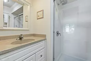 25 Deallyon Ave, Hilton Head Island, SC 29928 - Photo 12