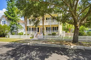 12 Petigru Dr, Beaufort, SC 29902 - Photo 2