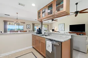 8 Braddock Bluff Dr, Hilton Head, SC 29928 - Photo 10