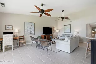 8 Braddock Bluff Dr, Hilton Head, SC 29928 - Photo 18