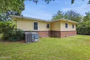 1502 Palmetto Dr, Beaufort, SC 29902 - Photo 20
