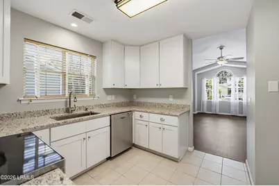 2907 Waters Edge Court E, Beaufort, SC 29902 - Photo 8