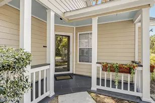 2907 Waters Edge Ct E, Beaufort, SC 29902 - Photo 2