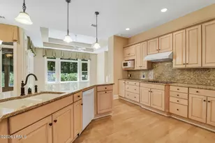 35 Greenwood Dr, Bluffton, SC 29910 - Photo 14