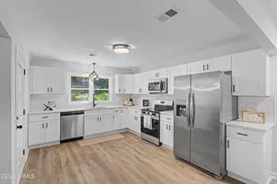 1803 5th St, Beaufort, SC 29902 - Photo 32