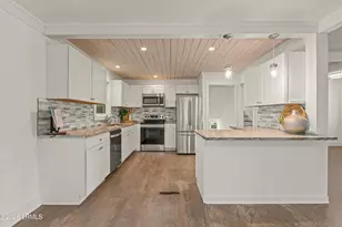 654 Broad River Blvd, Beaufort, SC 29906 - Photo 18