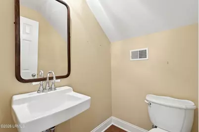 22 W National Boulevard, Beaufort, SC 29907 - Photo 28