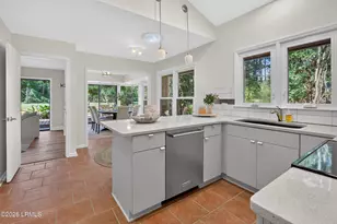 224 Whiteoaks Cir, Bluffton, SC 29910 - Photo 8