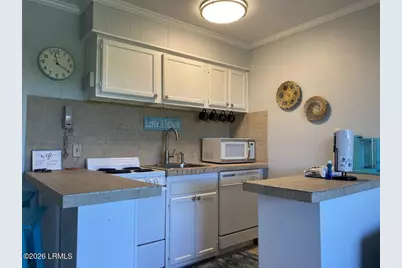 40 Folly Field Road #C302, Hilton Head, SC 29928 - Photo 2