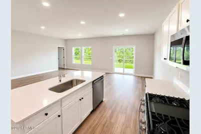 933 Sweetbay Drive, Hardeeville, SC 29927 - Photo 4