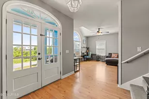 9 Ebb Tide Ct, Harbor Island, SC 29920 - Photo 2