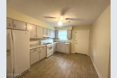 1006 Duke Street, Beaufort, SC 29902 - Photo 4