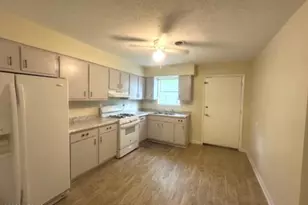 1006 Duke St, Beaufort, SC 29902 - Photo 4