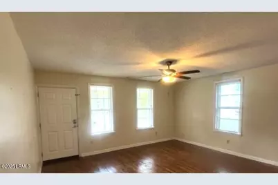 1006 Duke Street, Beaufort, SC 29902 - Photo 2