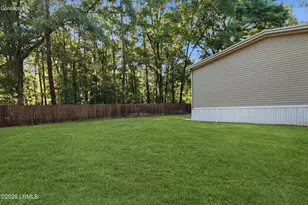 25 Billy Hill Rd, Beaufort, SC 29906 - Photo 36