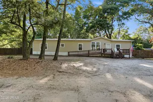 25 Billy Hill Rd, Beaufort, SC 29906 - Photo 4