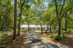 8 Gator Ln, Beaufort, SC 29907 - Photo 4