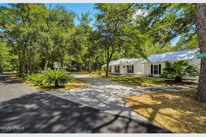 8 Gator Lane, Beaufort, SC 29907 - Photo 2