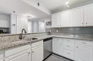 663 William Hilton Pkwy, Hilton Head Island, SC 29928 - Photo 6