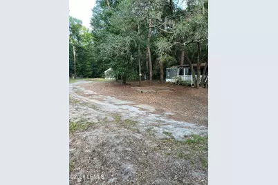 20 Churchdale Drive, Beaufort, SC 29906 - Photo 6