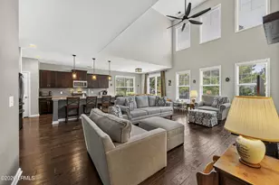 4 Tybee Island Ct, Bluffton, SC 29910 - Photo 2