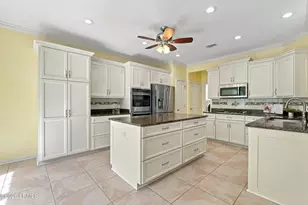 15 Landmark Ln, Bluffton, SC 29909 - Photo 12