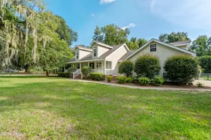 39 Seabrook Point Dr, Seabrook, SC 29940 - Photo 10