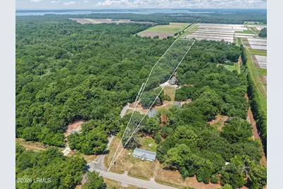 161 Carolina Causeway, Saint Helena Island, SC 29920 - Photo 4