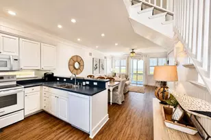 17 Quarterdeck Ln, Ladys Island, SC 29920 - Photo 6