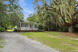 163 James St, Beaufort, SC 29902 - Photo 6