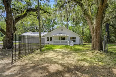 1890 Trask Parkway, Seabrook, SC 29940 - Photo 2