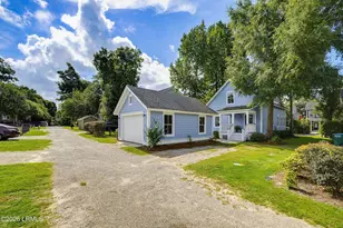 318 Cockle Ln, Beaufort, SC 29906 - Photo 44