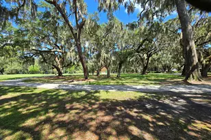 1403 Newcastle St, Beaufort, SC 29902 - Photo 26