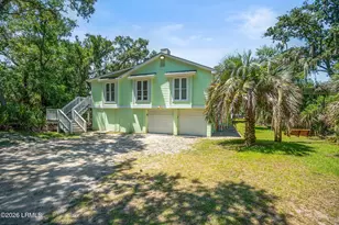 373 Pike Dr, Ladys Island, SC 29920 - Photo 2