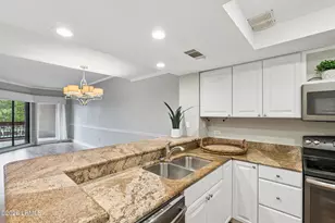 13 Harbourside Ln, Hilton Head, SC 29928 - Photo 6
