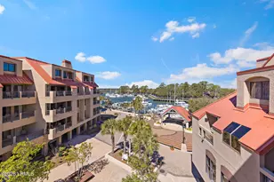 13 Harbourside Ln, Hilton Head, SC 29928 - Photo 32